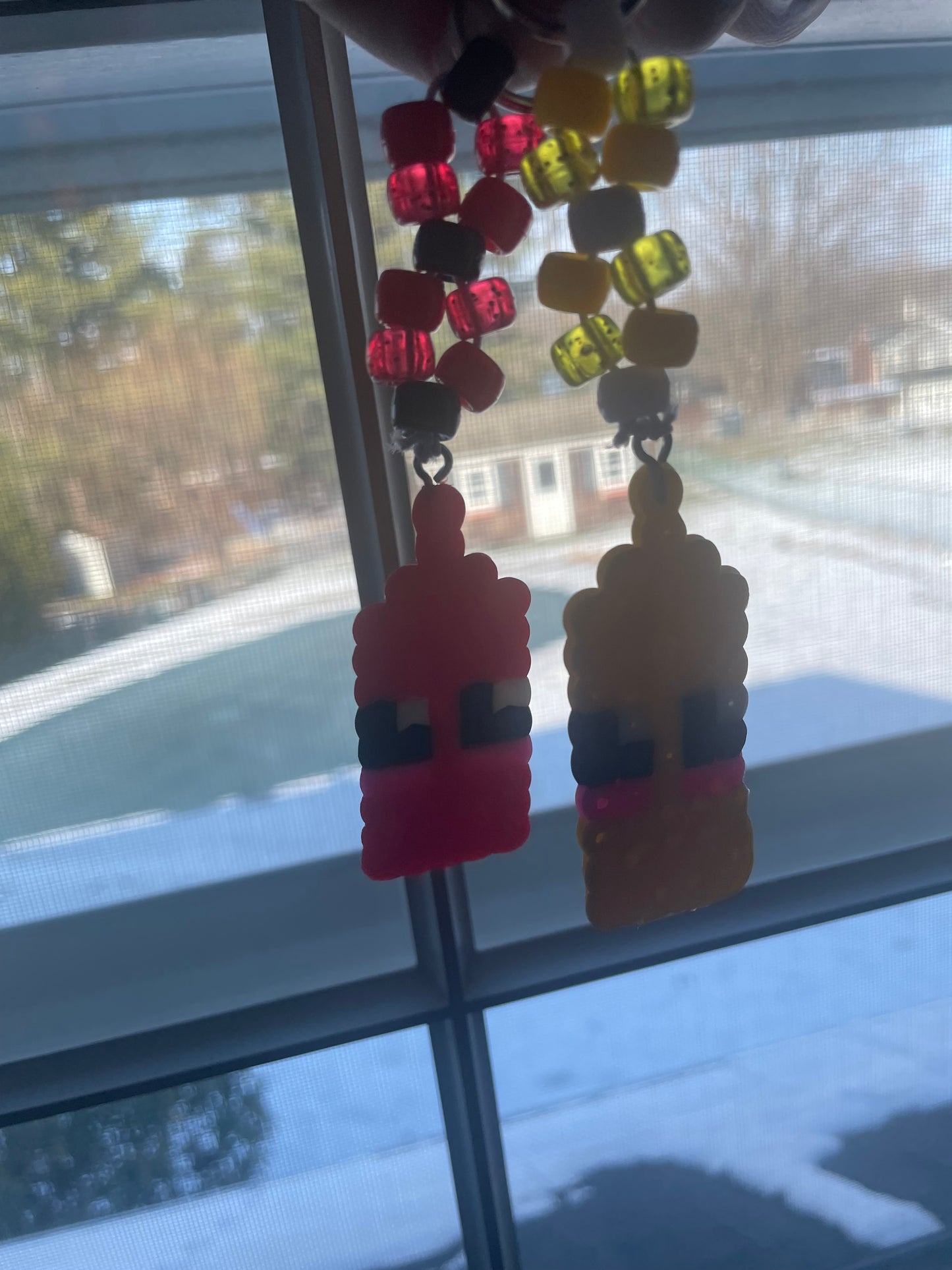 “Ketchup & Mustard” Matching Kandi Keychain Set